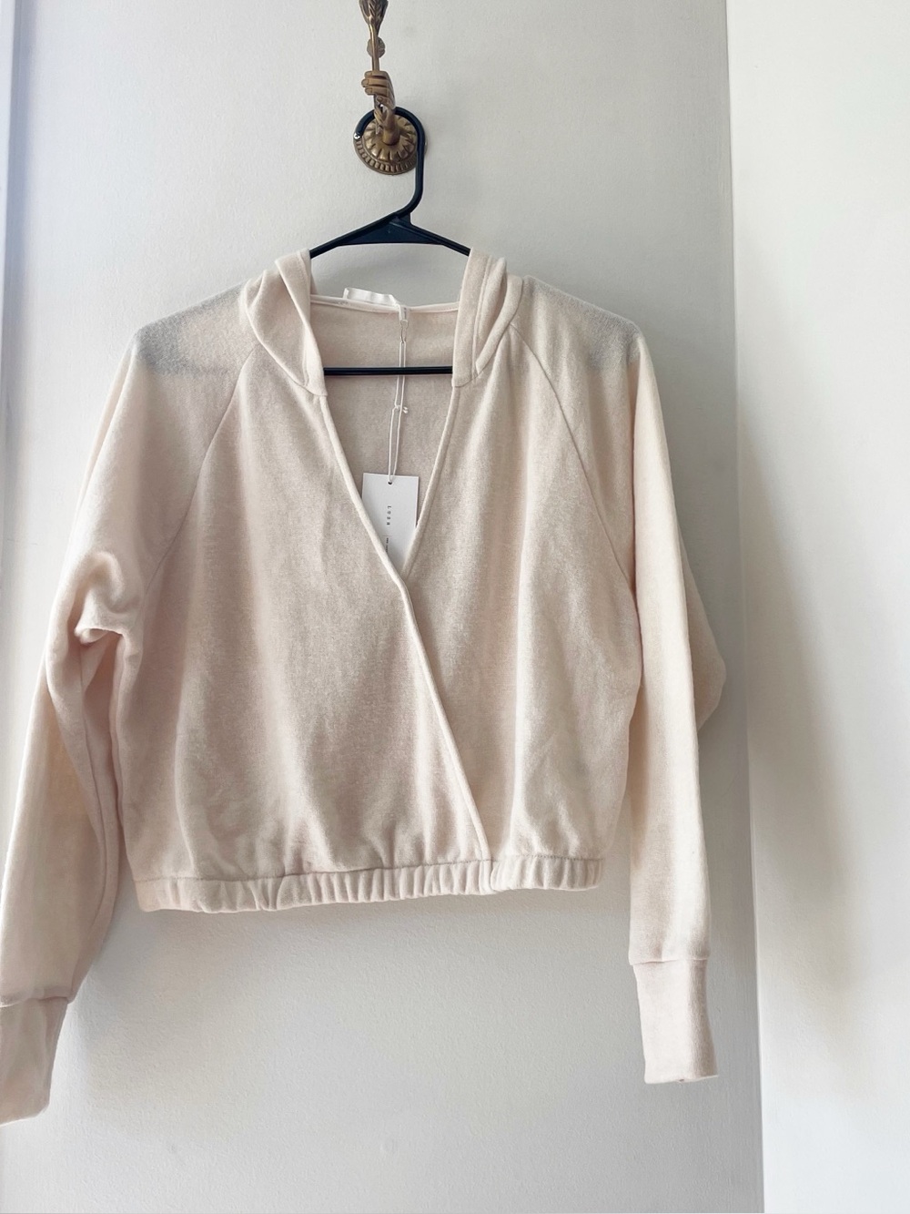 New • Lush Crossover Soft Birch Hoodie | Small